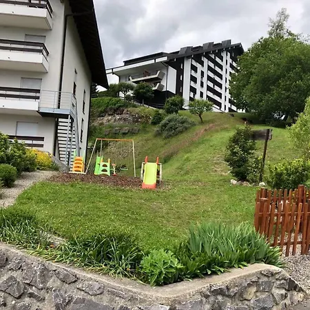 Les Cretes 公寓式酒店 *